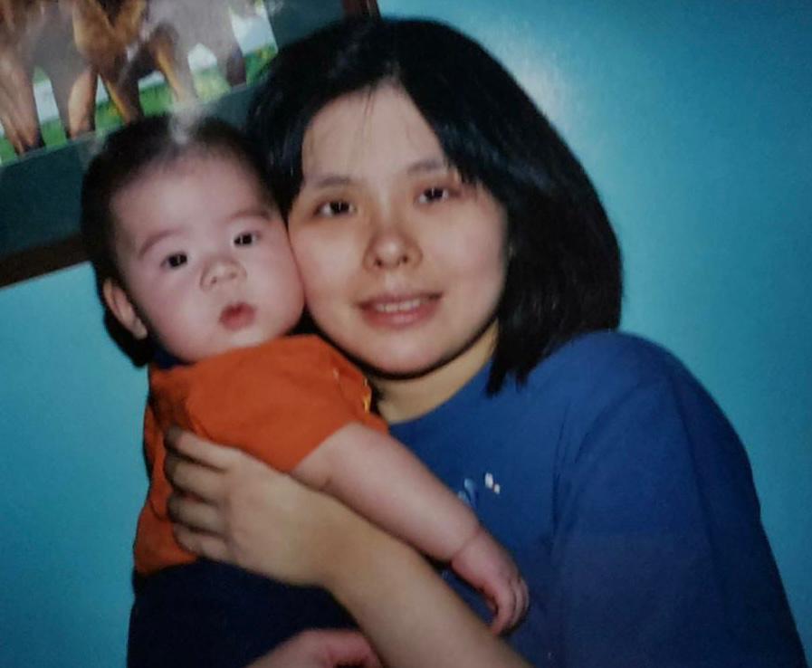 baby zhi an and mom